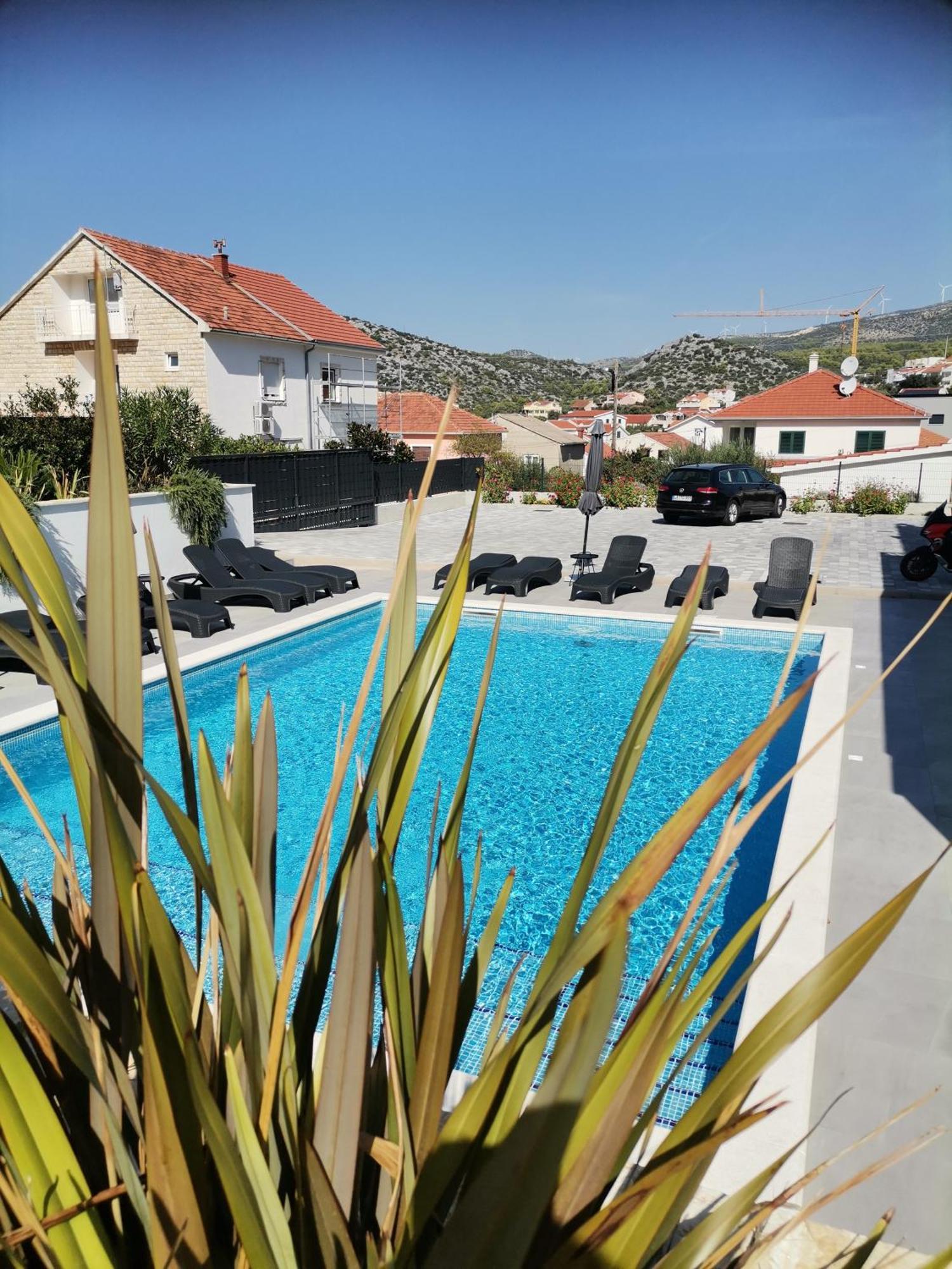 Villa Barbara & Zoran With Heated Swimming Pool Seget Vranjica Exterior foto